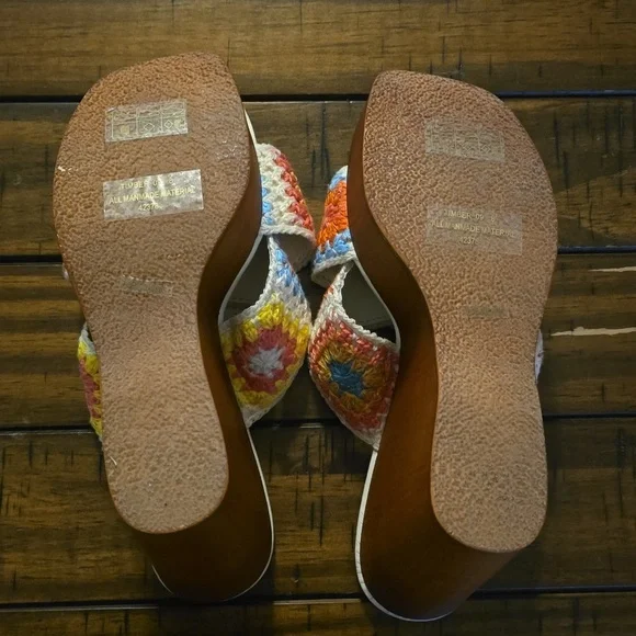 Bamboo Boho Crocheted Wedge Sandals Size 8 - Picture 7 of 9